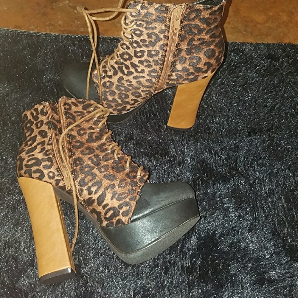 Leopard Print Platform Heel Bootie